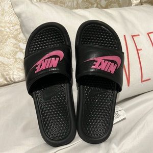 Nike slides